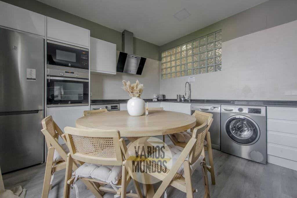 Luxury&Cool 9Pax Con Vistas Al Centro De Madrid Lägenhet Exteriör bild